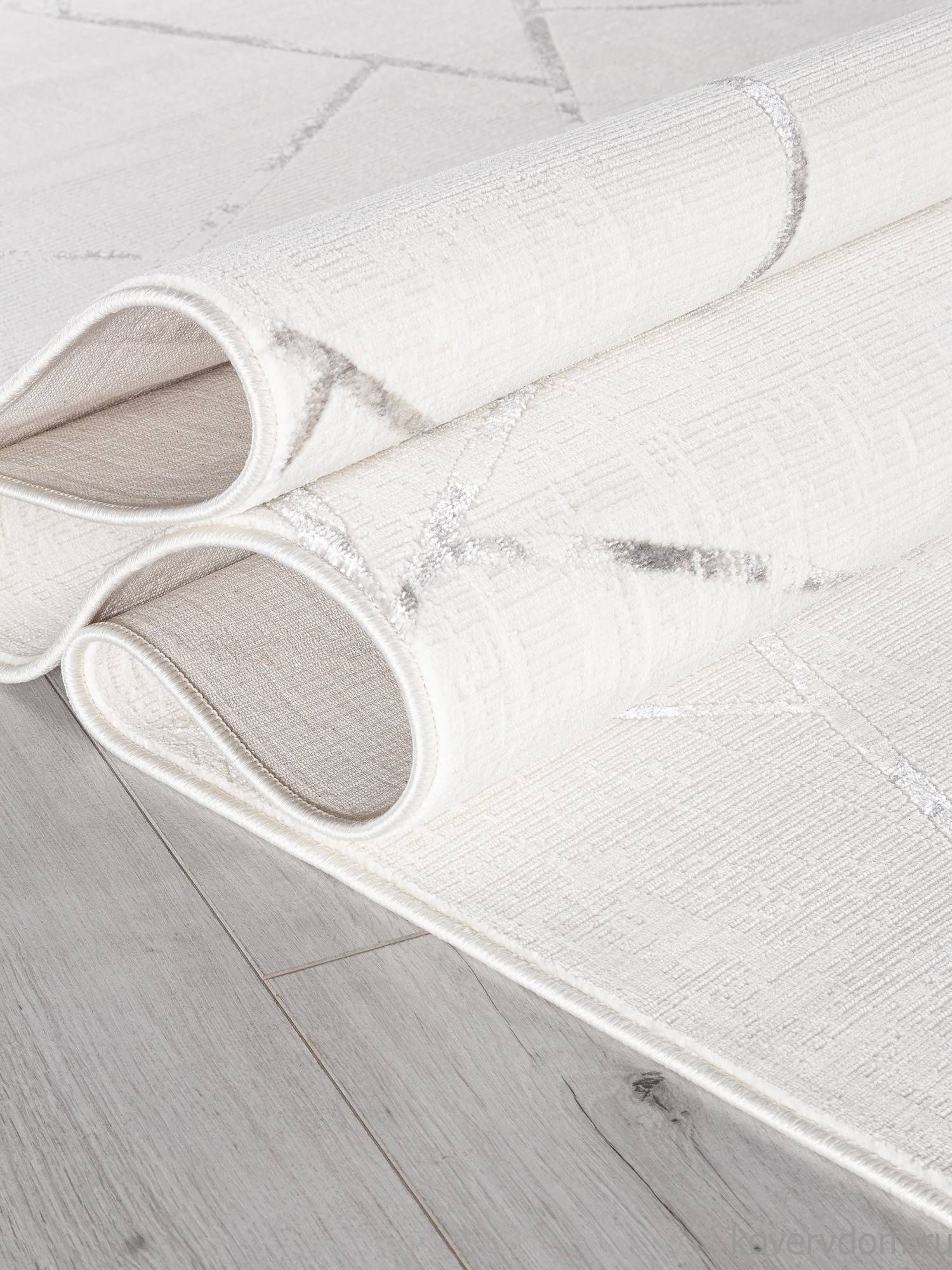 Ковер SHINE 32009A CREAM / WHITE Ковер SHINE 32009A CREAM / WHITE