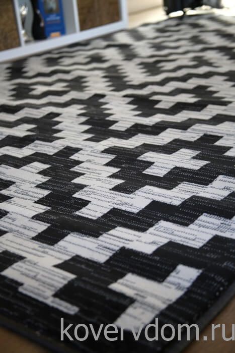 Высокоплотный ковер Скандинавия 52300-67